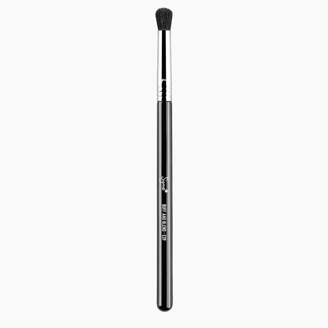 Sigma Beauty E39 Buff and Blend Brush